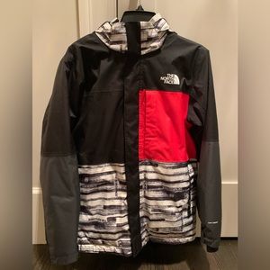 North Face Ski Jacket in boys size 14-16